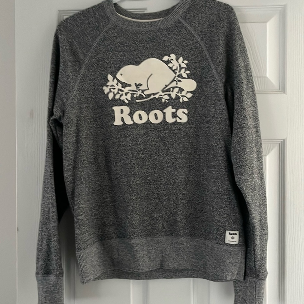 Roots salt & pepper sweater size M
